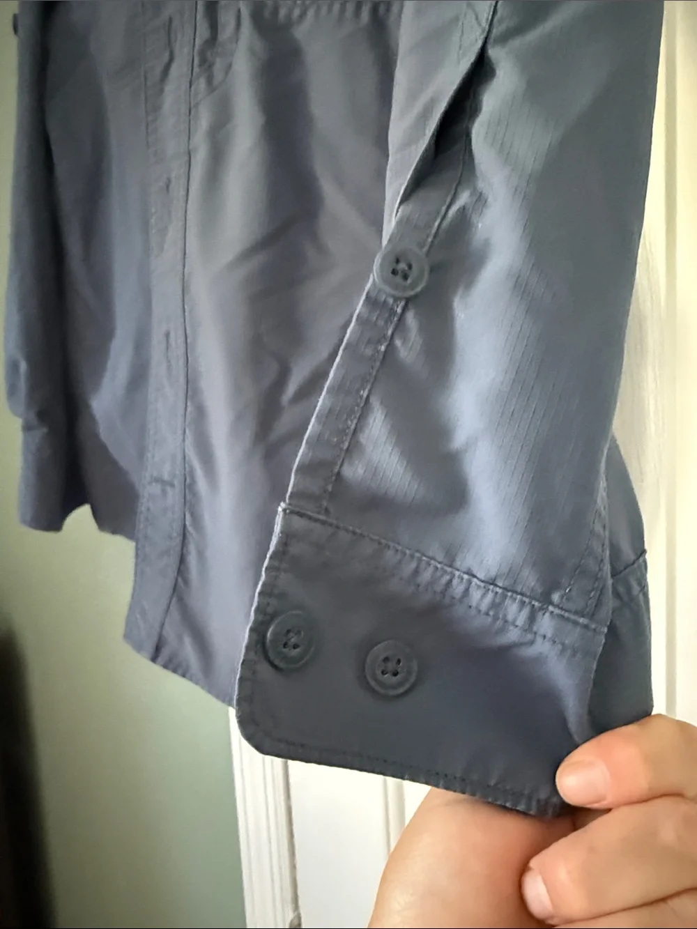 Duluth Trading Co Slate Blue Long Sleeve Button Up Shirt